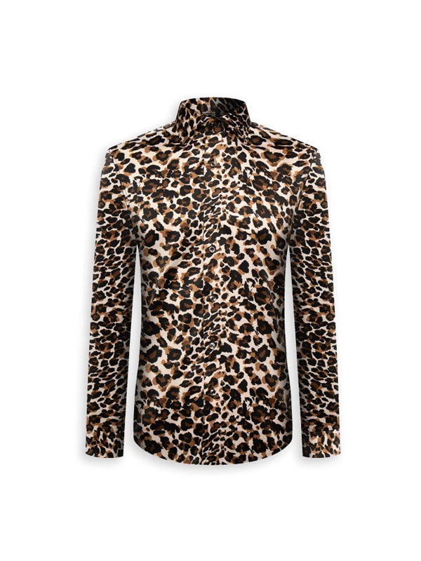 Camicia alla moda con stampa leopardata